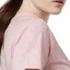 Raglan női fenyőfás póló közelről