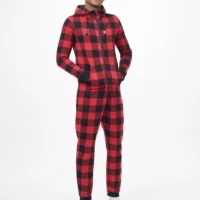 Onesie uniszex kezeslábas - Rio red - férfi modellen teljes alakos